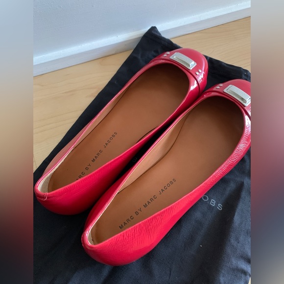 Marc by Marc Jacobs Red Patent Leather Ballet Flats - Picture 2 of 7